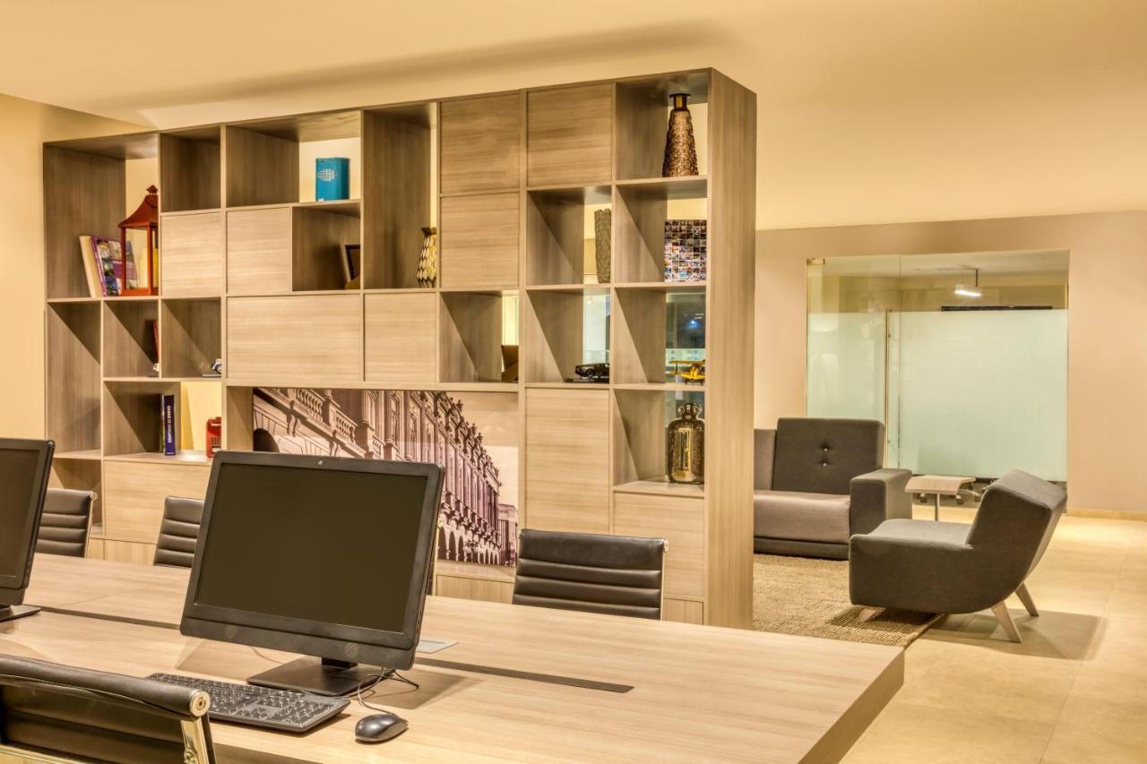 Fiesta Inn Express San Luis Potosi Oriente Luaran gambar