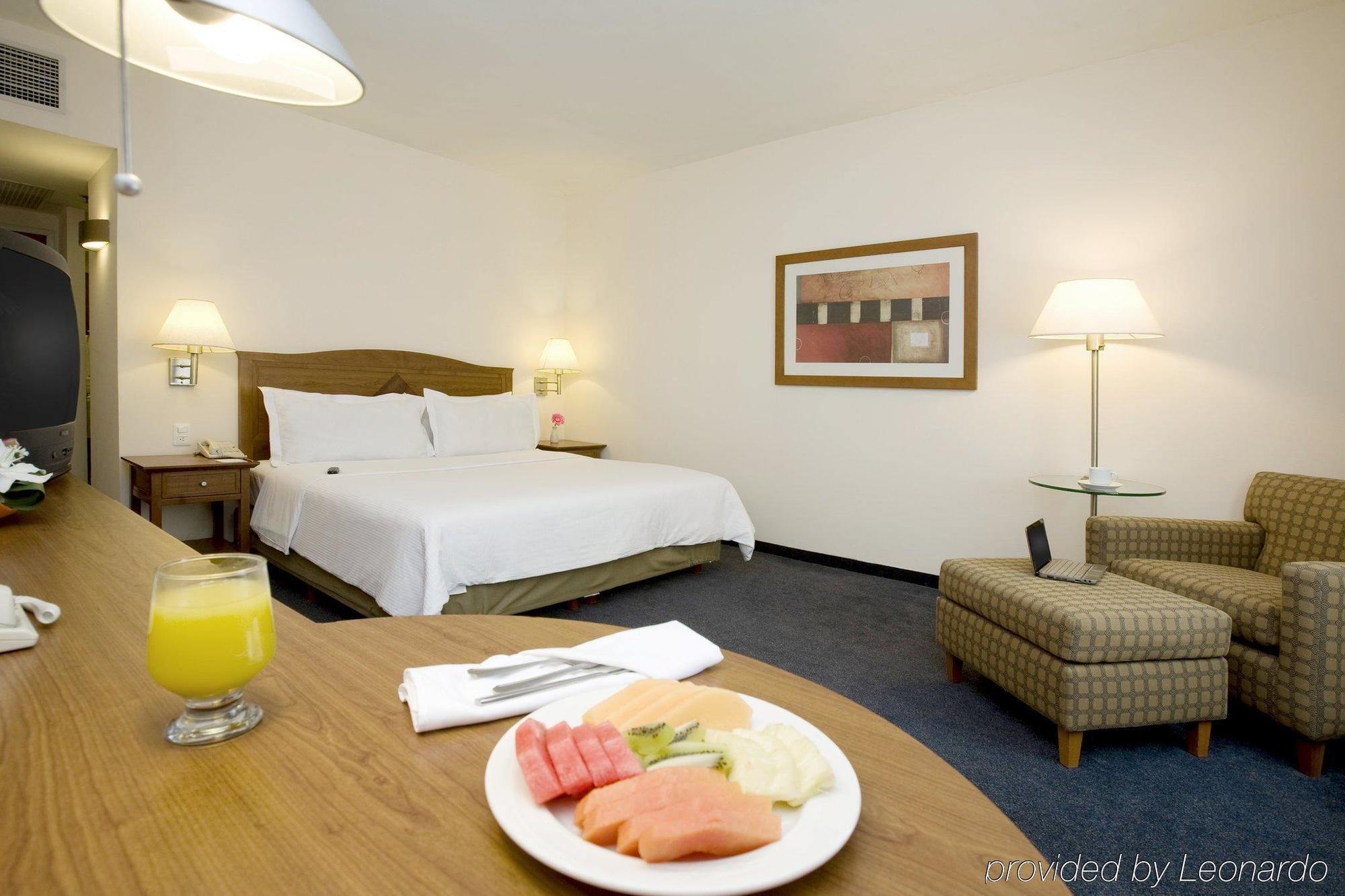 Fiesta Inn Express San Luis Potosi Oriente Luaran gambar