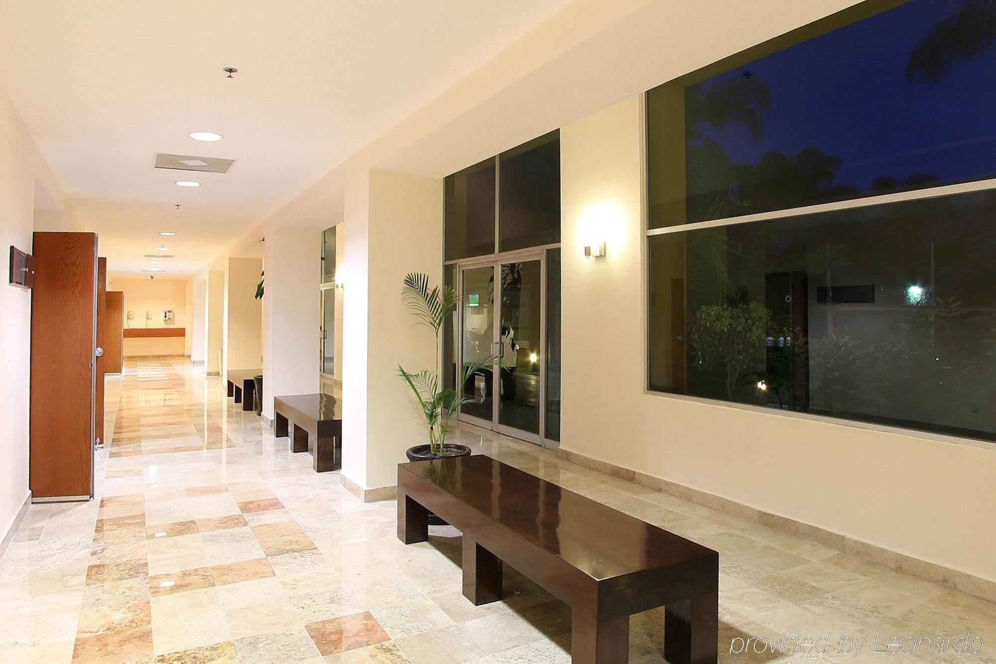 Fiesta Inn Express San Luis Potosi Oriente Luaran gambar
