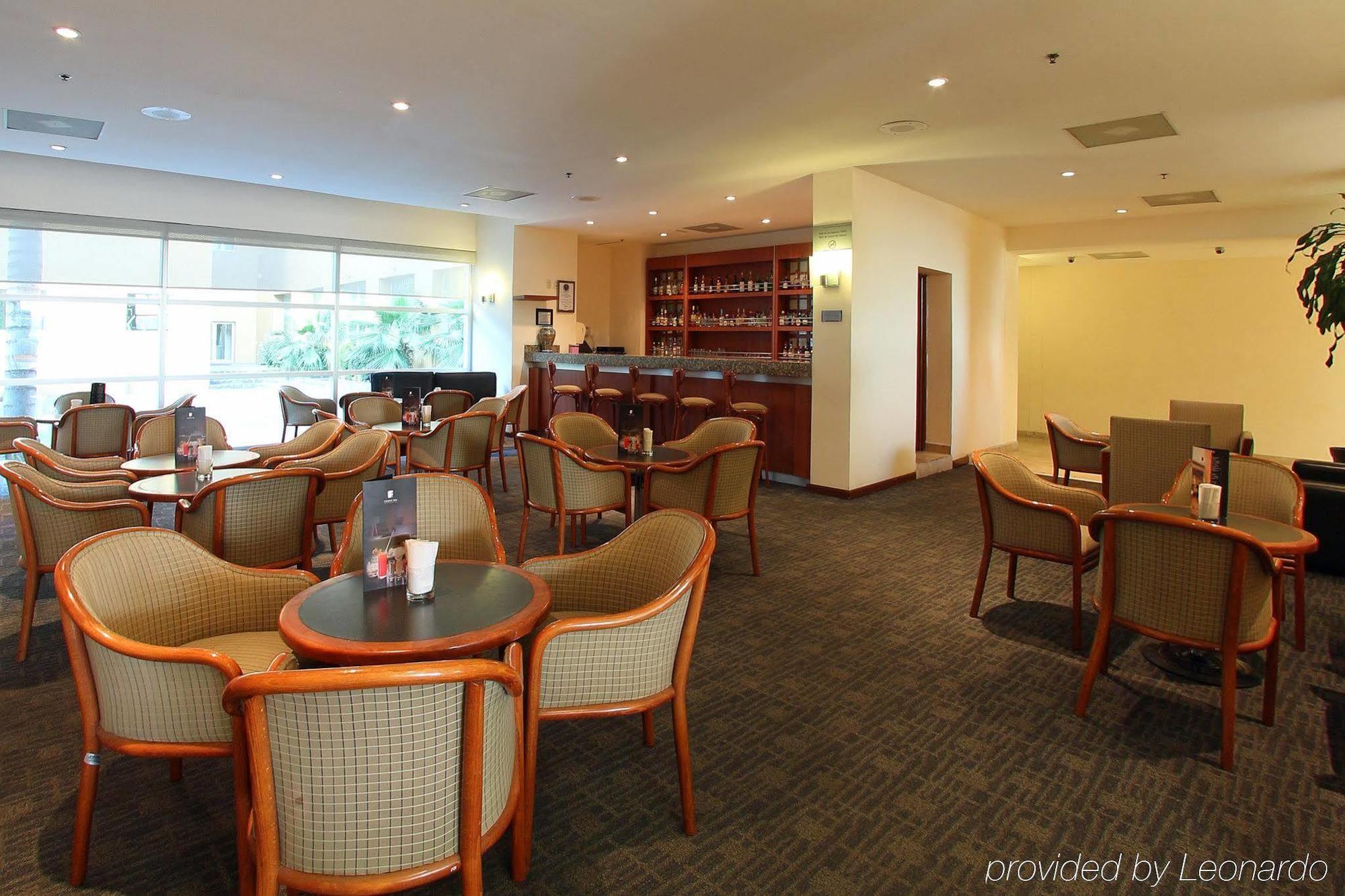 Fiesta Inn Express San Luis Potosi Oriente Luaran gambar