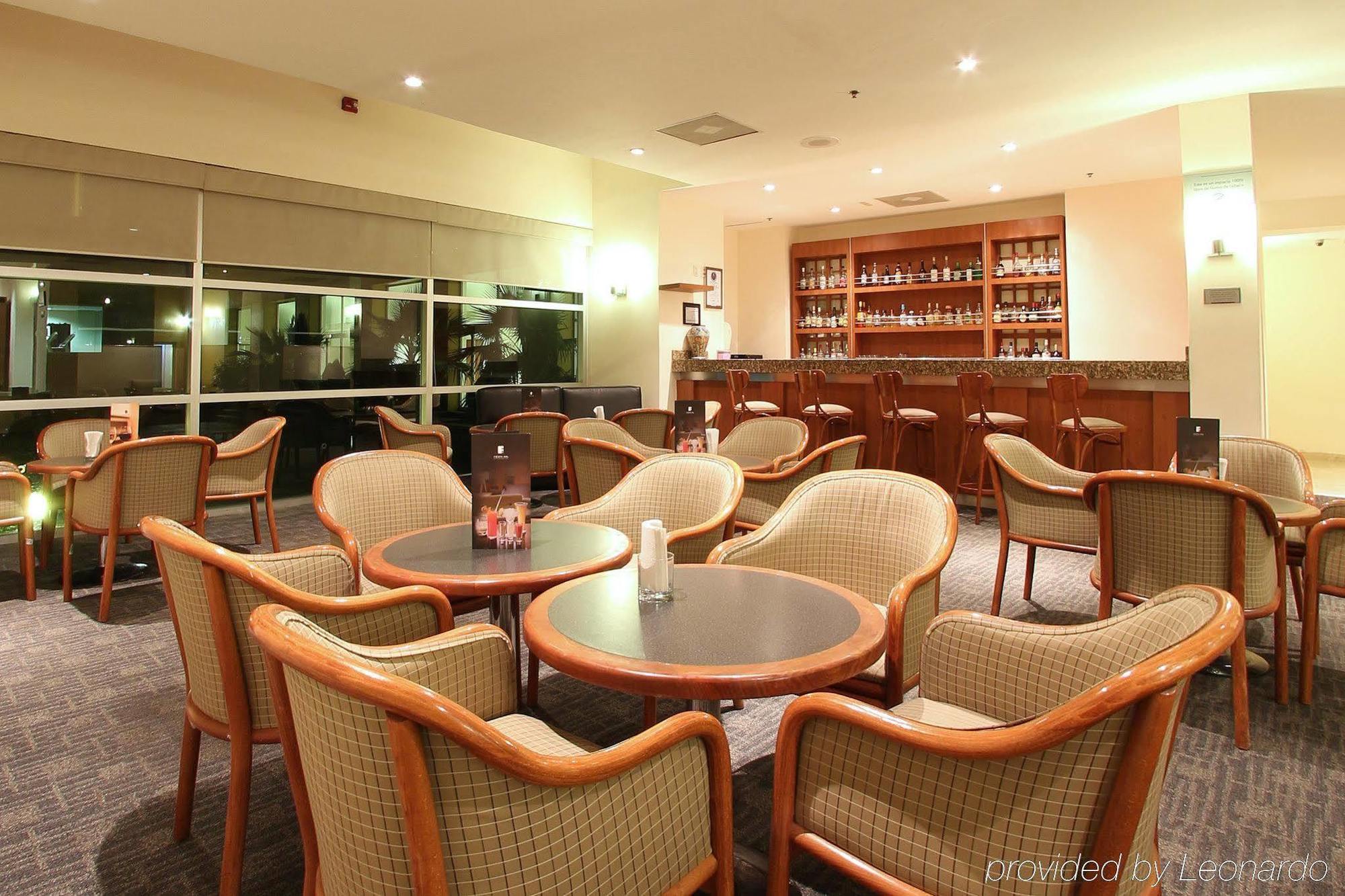 Fiesta Inn Express San Luis Potosi Oriente Luaran gambar