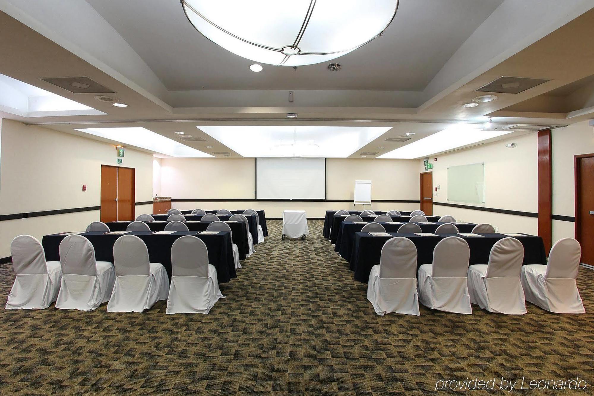Fiesta Inn Express San Luis Potosi Oriente Luaran gambar