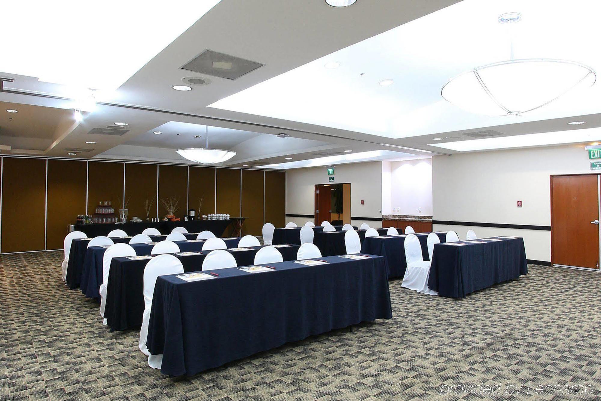 Fiesta Inn Express San Luis Potosi Oriente Luaran gambar
